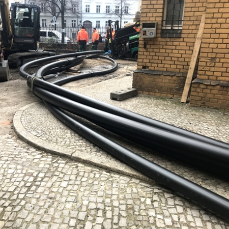 EMDS - Kabelschutzrohr Campus Charite Mitte Bündeleinzug Parallelverlegung 
