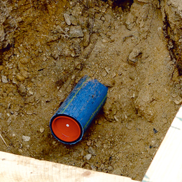 GEROfit® R - Schutzmantelrohr Trinkwasser Berstlining Einzug Rohr Austritt Rohrdeckel