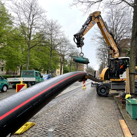 EMDS Kabelschutzrohr Kabeltrasse neue 110 kV  Leitungen zum Umspannwerk Leipzig I (Thekla) Kranstransport