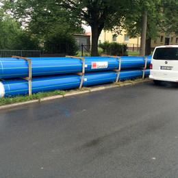 GEROfit® NEXUS Ortbares Schutzmantelrohr Trinkwasser Halberstadt Rohrstapel