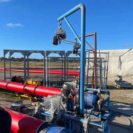LHT® E-Power - Kabelschutzrohr für BorWin4 DolWin4 Norderney Heizelement-Stumpfschweißverbindung Galgen Schweißmaschine