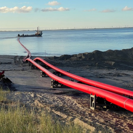 LHT® E-Power - Kabelschutzrohr für BorWin4 und DolWin4 Seetransport Anlandung Norderney 