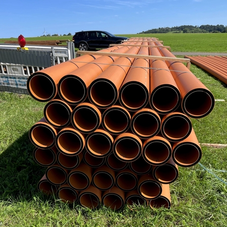RCprotect® PE100-RC dreischichtiges Abwasserrohr Stangen Rohrstapel