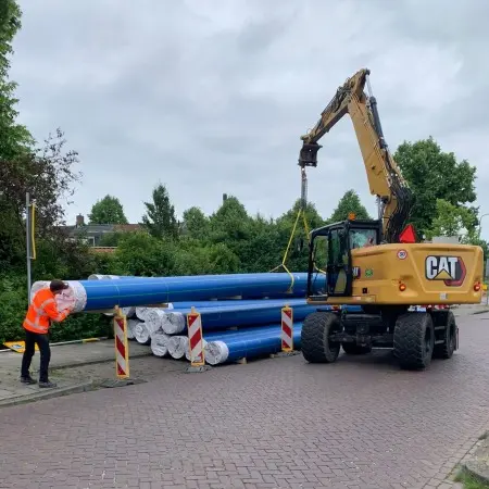 GEROfit® REX Barrier pipe Permeationsdichtes Trinkwasserrohr mit Schutzmantel Emskanal Groningen Bagger Transport